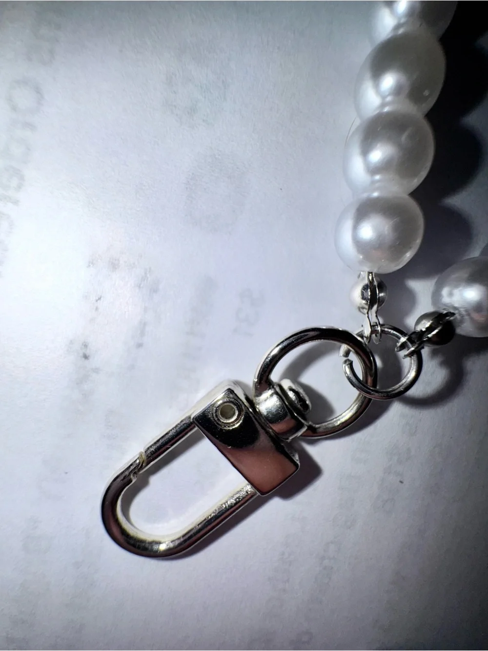 Pearl Beaded Keychain Bracelet wristlet with Silver Clip EUC